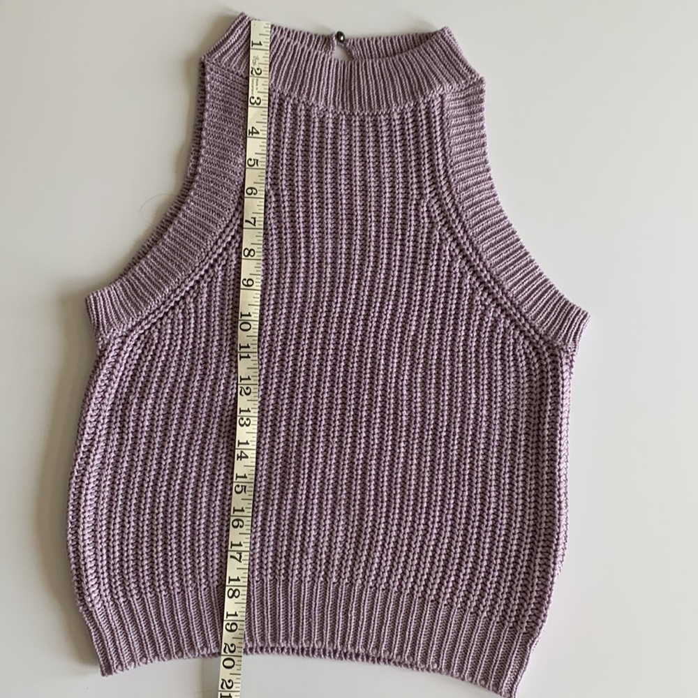 LAVENDER SLEEVELESS SWEATER - Picture 5 of 9
